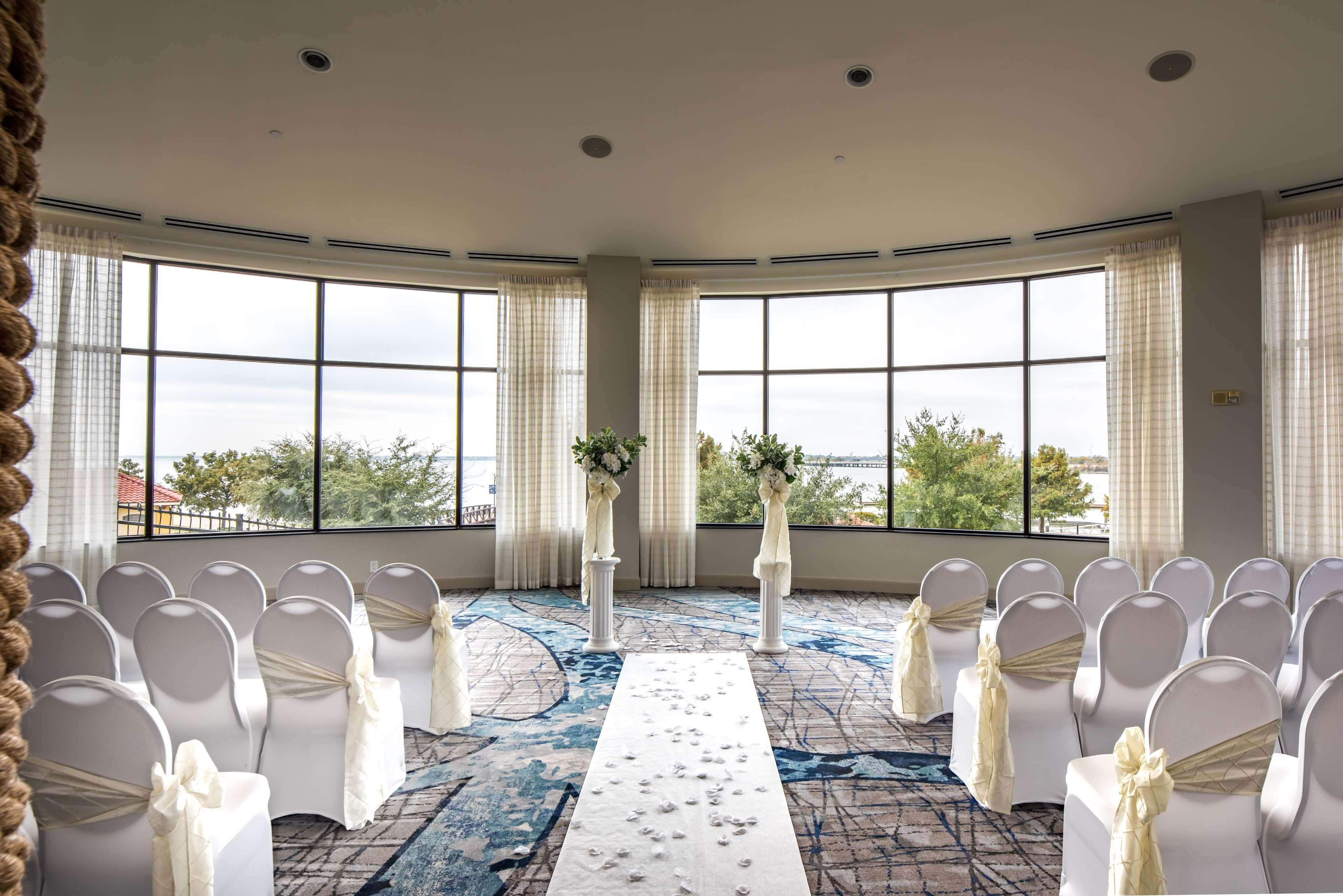 Hilton Dallas/Rockwall Lakefront Hotel מראה חיצוני תמונה
