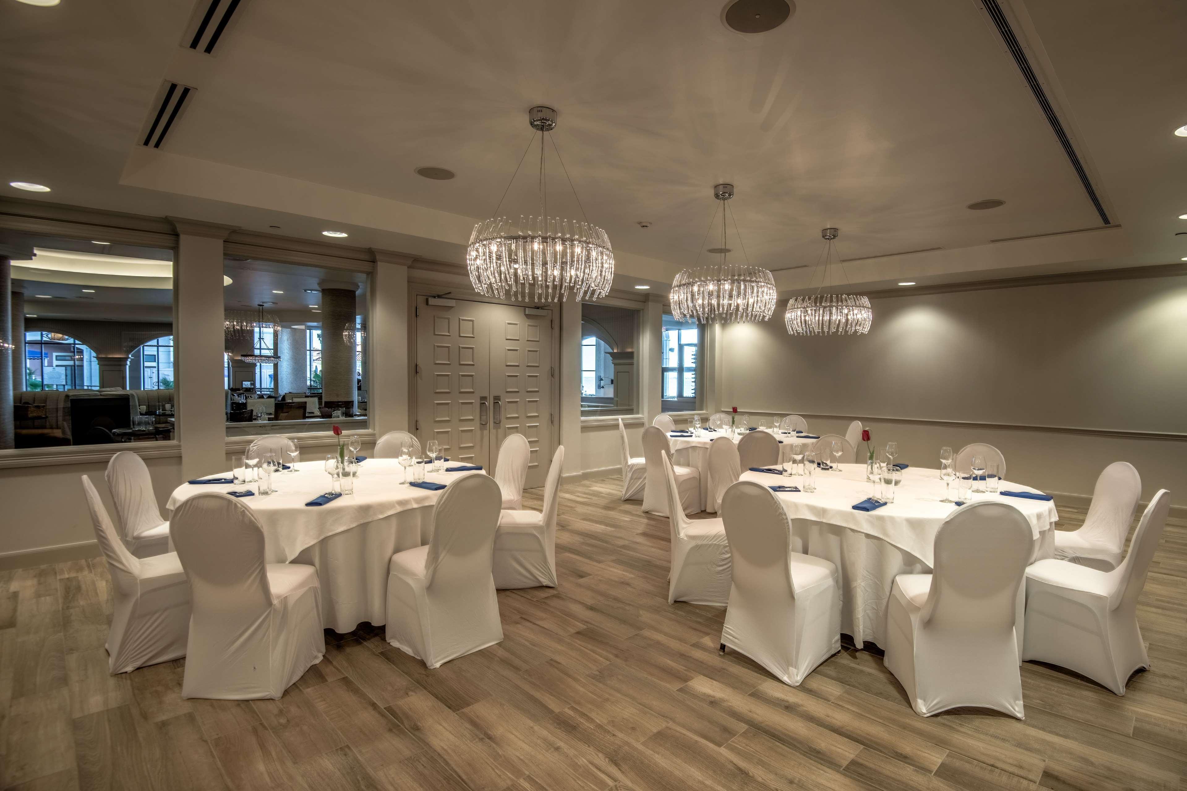 Hilton Dallas/Rockwall Lakefront Hotel מראה חיצוני תמונה